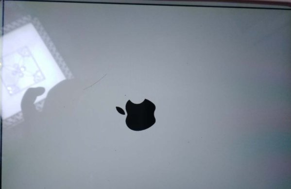 ipad2长期未使用，准备使用时无法开机，充不上电