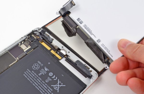 ipad2长期未使用，准备使用时无法开机，充不上电