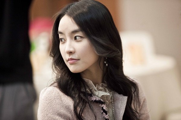 这个韩国女演员叫什么？