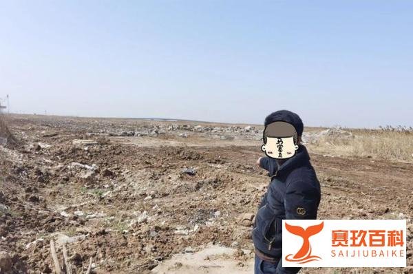 奇葩!男子偷“两条马路”卖钱?水泥块也值钱!