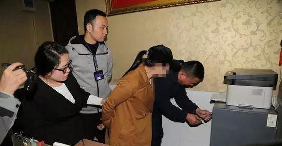 网络贷(76)借3万竟要还800万 杭州富姐陷套路贷一年倾家荡产(转载)