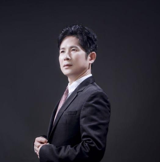 家庭教育专家，硕思教育创始人-胡家荣教授的简历