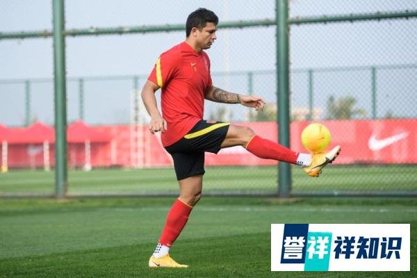 袁野：艾克森不会去日本，他感染新冠病毒，戴伟浚压哨入选