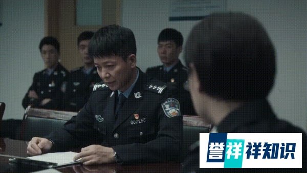 《扫黑风暴》深度影评：“两面人”贺芸，是剧中的“影后”