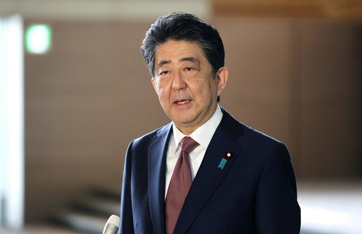 安倍遇袭后,岸田文雄又一危险动作浮出水面,传递出了哪些信号?