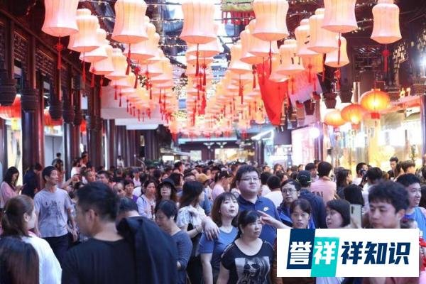 今年国庆旅客最容易遗失物品：孩子作业居然榜上有名。