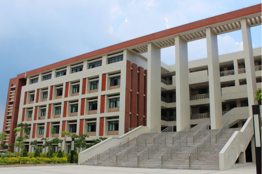 广东交通大学录取分数线是多少?