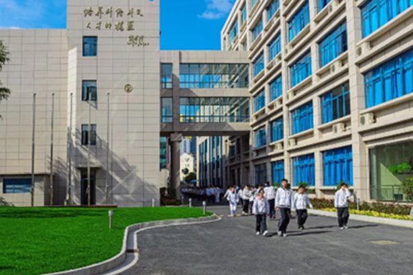 上外附中招生对学生的要求?