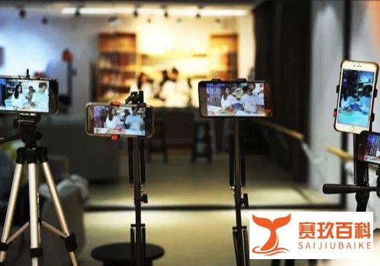 央视315曝光直播乱象,潘长江直播卖酒再上热搜,茅台终于发话了