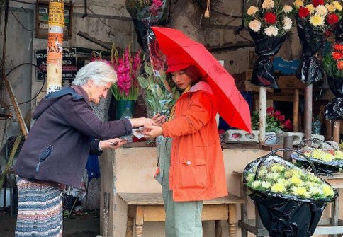 英语中的“找钱”和“找我钱”怎么区分？