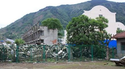 北川中学地震遗址为什么不让挖?