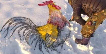 大叔雪地画老虎吓唬野猪,南方网友排队求画,高手为何总是隐藏在乡野之中?