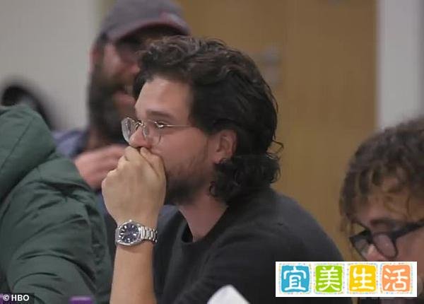 得知自己要杀死龙后就崩溃了！《权力游戏》琼恩雪诺因结局压力大