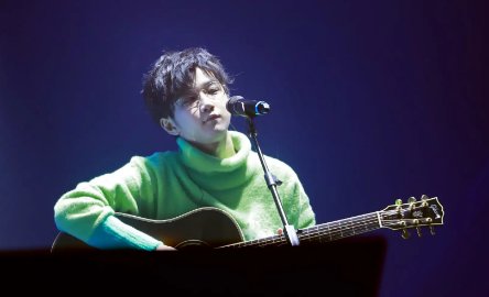 跪求热门 钟易轩2018 明日之子巡演 重庆站，求演唱会求分享百度网盘，大学生谢谢你～
