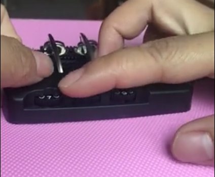 三位滚轮密码锁怎么开