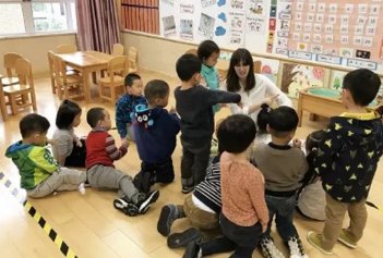 看国外幼儿园怎么教学