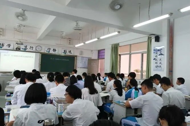 另外的另字怎么组词