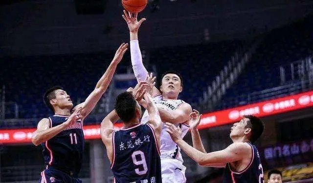 CBA宣布：广东无法出战，这是受哪些因素所影响？