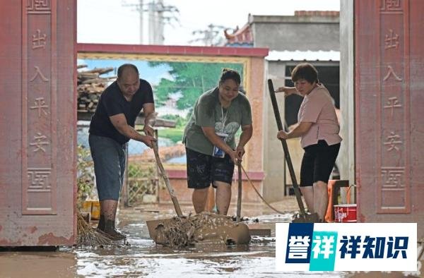 涿州洪水退去街头开始消杀,要求减少外出,措施通过社区下达