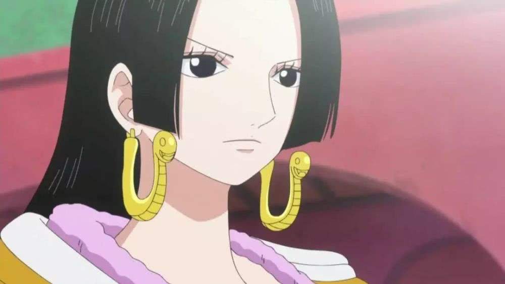 海贼王剧场版有女帝的是哪一部？