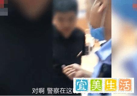超市拒收1毛钱硬币，理由竟然是“超市又不是银行，不带收零的”！