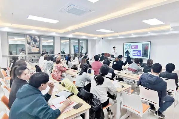 附近哪有学会计培训班