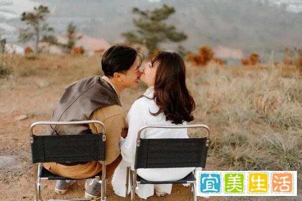 可怕的中国式婚姻：男人离不开原配，又爱着第三者