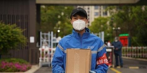 保证最后一公里通畅，上海快递业陆续恢复有序运营