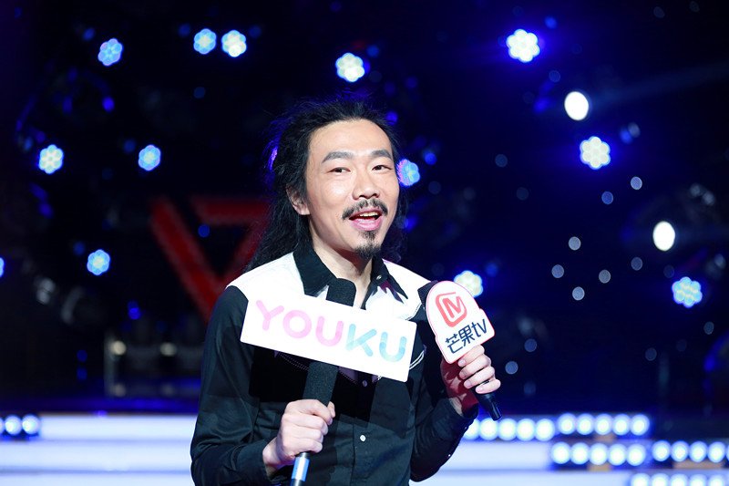 《奇葩说》臧鸿飞谈“净身出户”,是在为婚内出轨洗白吗?