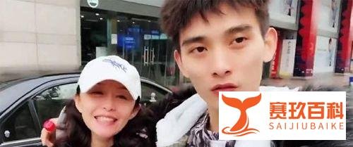 25岁年轻小伙娶44岁女演员，无惧女方欠债，接受领养孩子