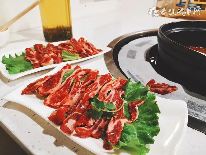 葡萄酒的功效与作用,延缓衰老!