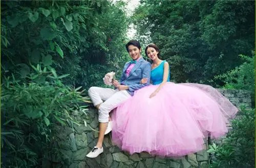 杭州巴黎春天婚纱摄影 圆你美丽的婚纱梦