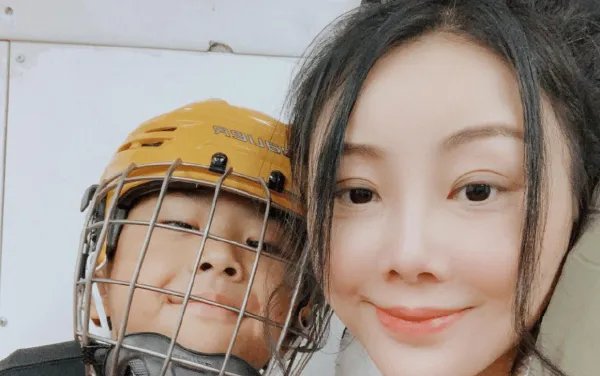 “父女恋”维持了4年,王筝老公出轨女方是高材生?