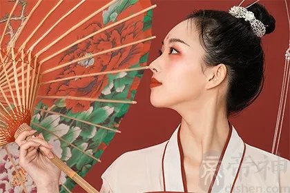 2021年11月27日五行穿衣指南,今日穿什么颜色最旺?