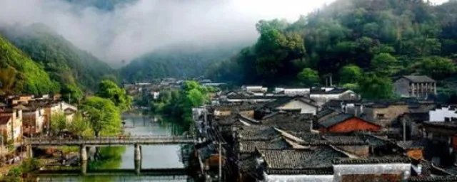 瓷都景德镇是哪个省 瓷都景德镇风景名胜介绍