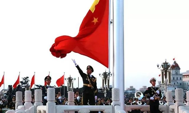 辛巴、散打哥宣布退网,是赚够了?还是动了别人的蛋糕被威胁了?