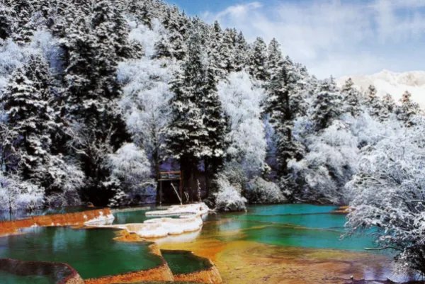 四川多景区解锁雪景模式,四川都有哪些地区下雪了?