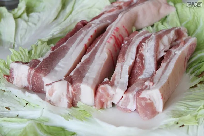 猪肉批发价格每公斤跌破40元 蔬菜也便宜了！