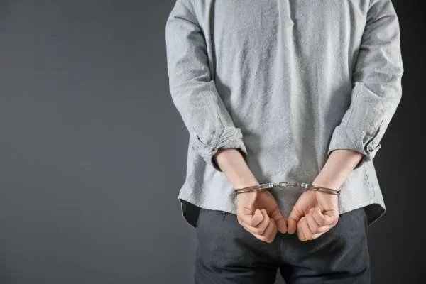 徐州一男子托熟人找工作，一波操作后被骗9万元，事件的始末有何详情？