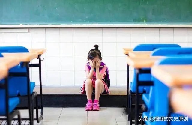 如何看待扬州一11岁女孩坠楼身亡,目击者称「作业没做完,和父母发生争执」?