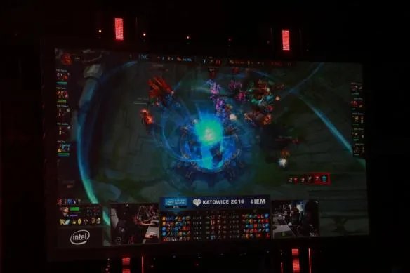 IEM 2016《英雄联盟》总决赛揭晓SKT大胜FNC夺冠