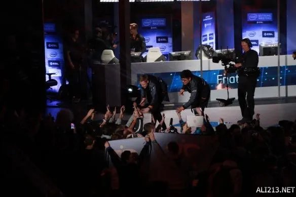 IEM 2016《英雄联盟》总决赛揭晓SKT大胜FNC夺冠