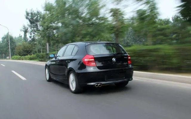 如何评价BMW 130i?