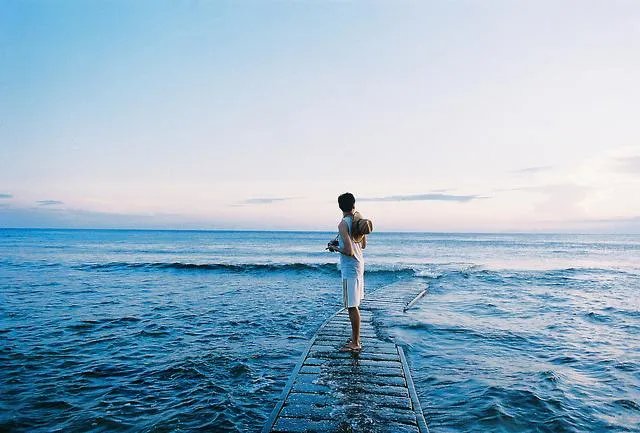 下联：千田连土土连田，如何对上联和横批？