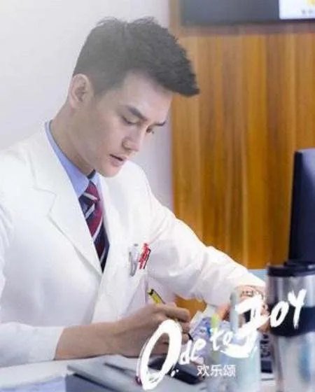 欢乐颂安迪的弟弟是谁?