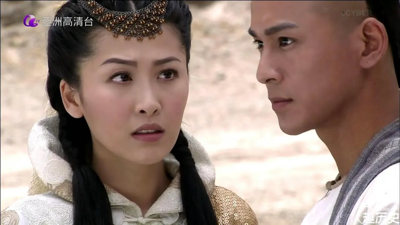 陈家洛喜欢谁 陈家洛喜欢霍青桐还是香香?