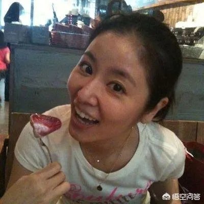有没有女明星素颜的照片,发一下?
