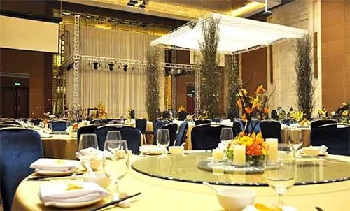 重庆婚宴酒店预订需要注意什么 如何选择婚宴酒店