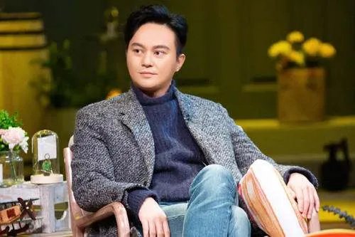 黄晓明为什么买一辆张智霖旧车送baby ?