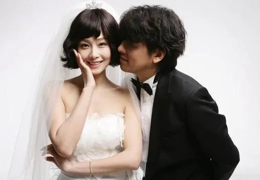 韩星洪秀贤结婚了吗 柳时元洪秀贤甜蜜婚纱照曝光